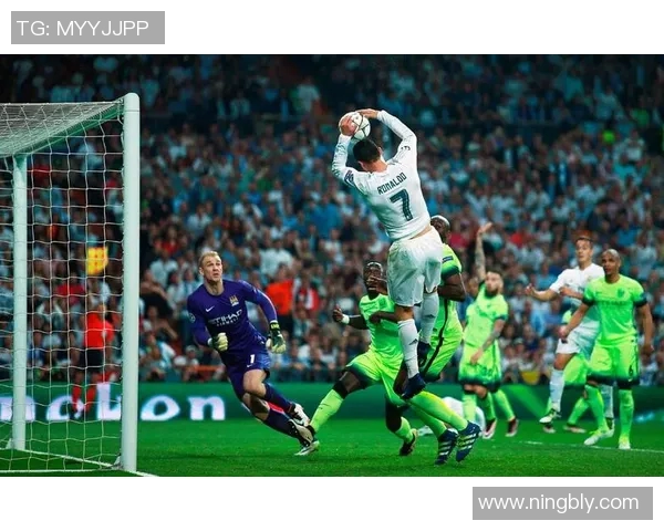 2018年足球明星C罗的辉煌时刻与传奇生涯回顾