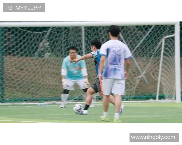 足球明星保安的精彩瞬间集锦及背后故事分享